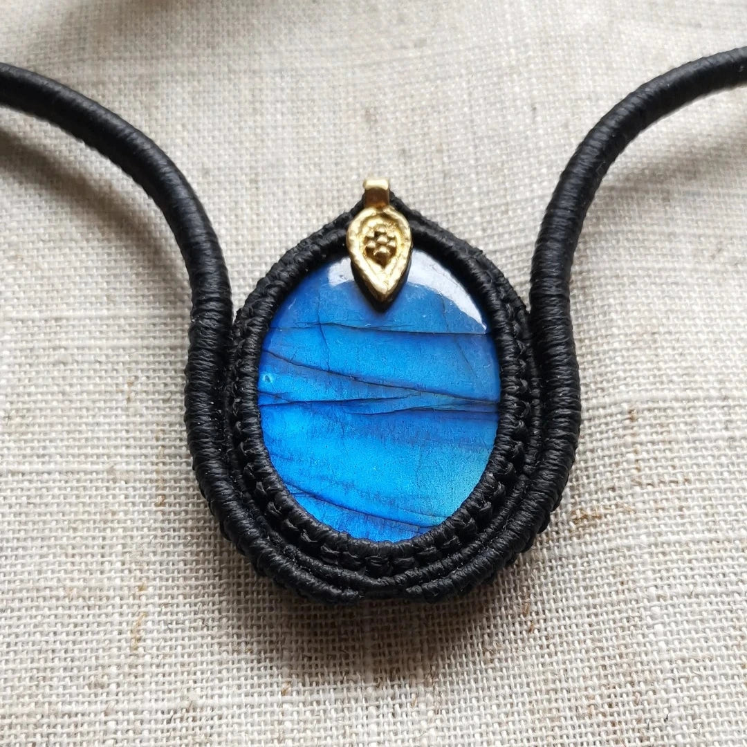 Collier labradorite bleue